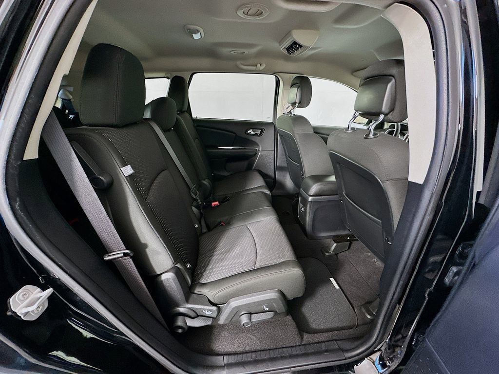 Used 2019 Dodge Journey SE w/ Premium Group image 27