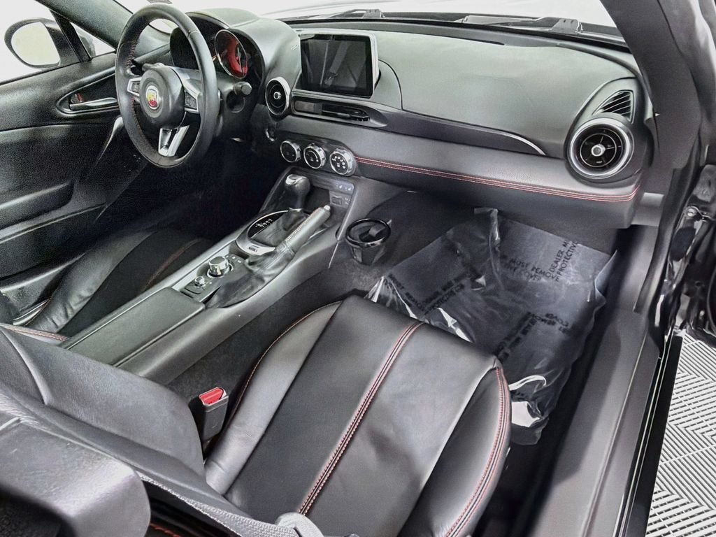 Used 2019 FIAT 124 Spider Abarth w/ Convenience Group RWD image 26
