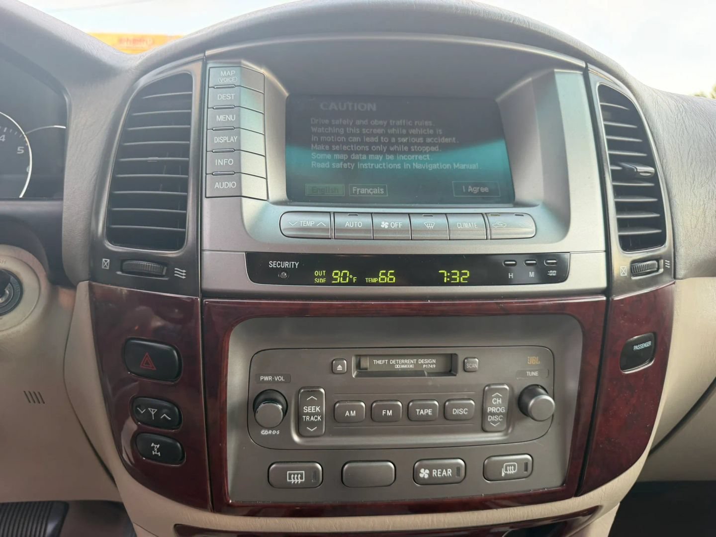 Used 2004 Toyota Land Cruiser w/ Convenience Pkg AWD/4WD image 26
