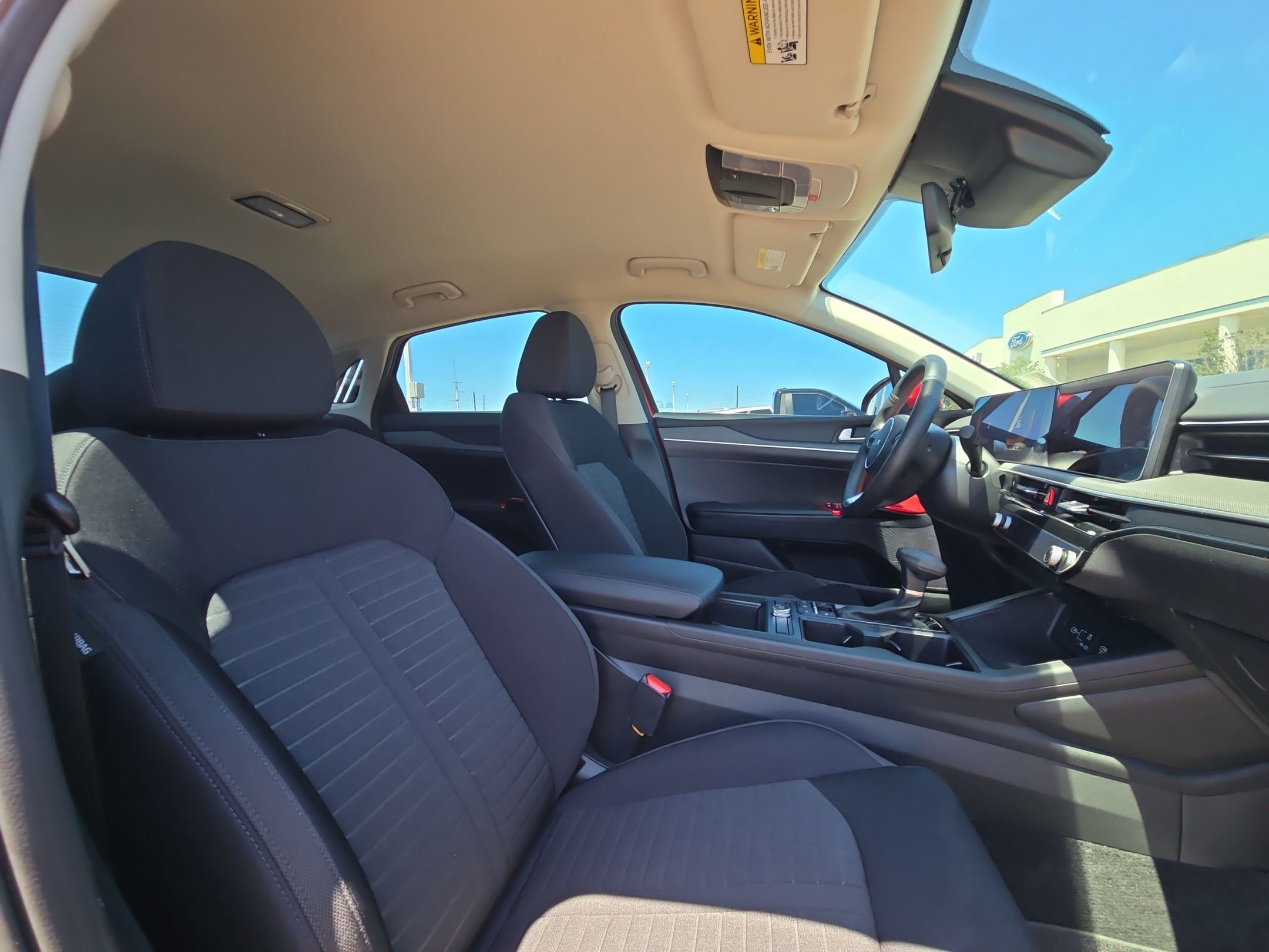 Used 2025 Kia K5 LXS FWD image 29