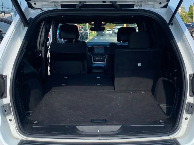 Used 2019 Jeep Grand Cherokee Laredo RWD image 27