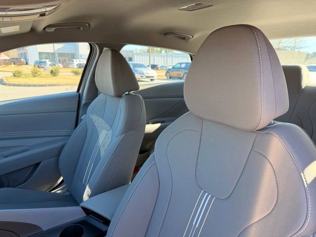New 2026 Hyundai Elantra Sport FWD image 24