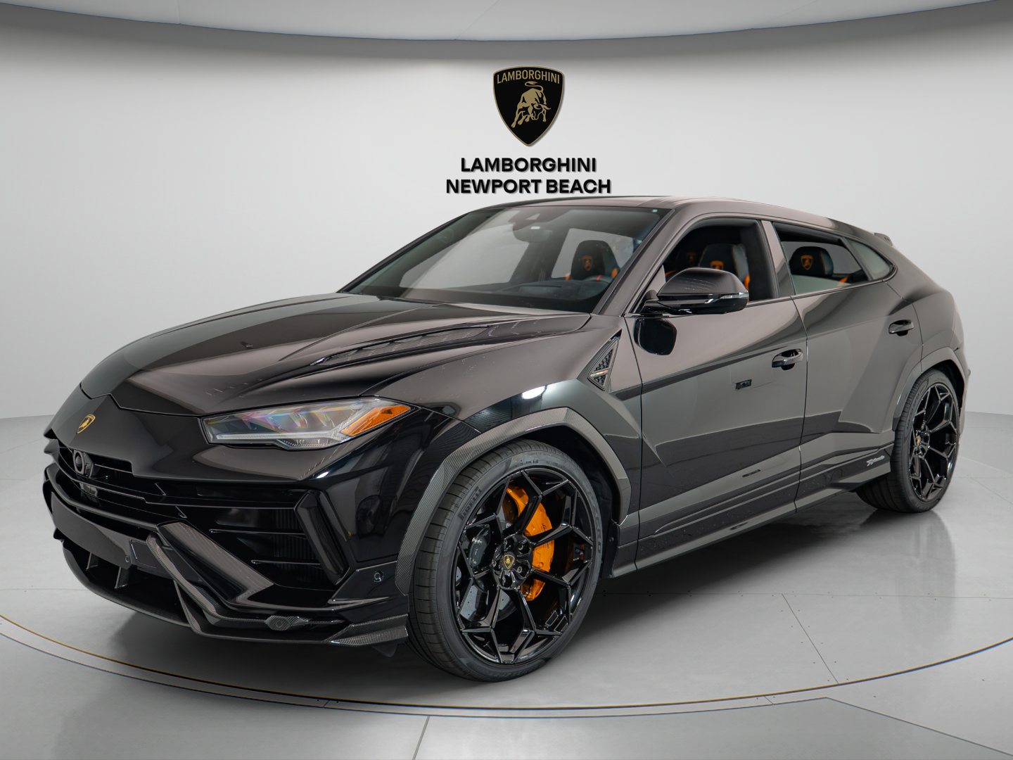 Used 2024 Lamborghini Urus Performante AWD/4WD image 3