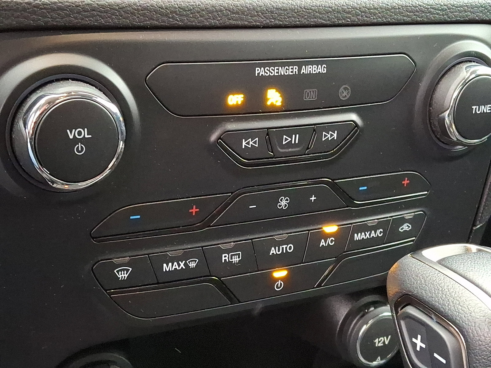 Used 2021 Ford Ranger XLT w/ Equipment Group 301A Mid image 15