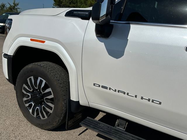Used 2024 GMC Sierra 3500 Denali Ultimate image 8