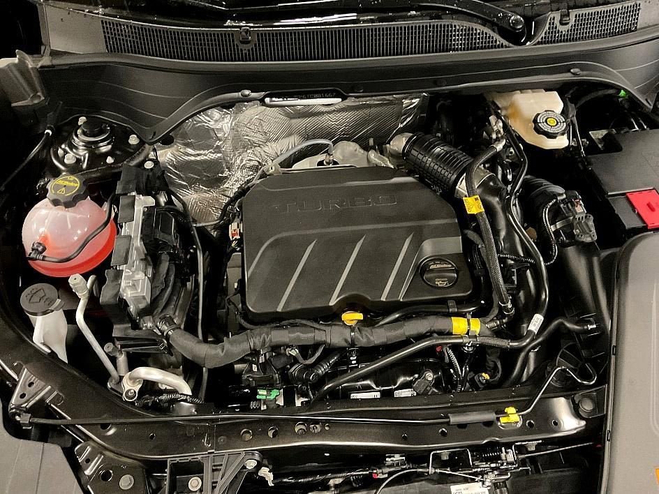 New 2026 Chevrolet Trax RS w/ Sunroof Package image 14