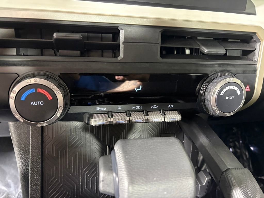 Used 2024 Toyota Tacoma TRD Sport image 18