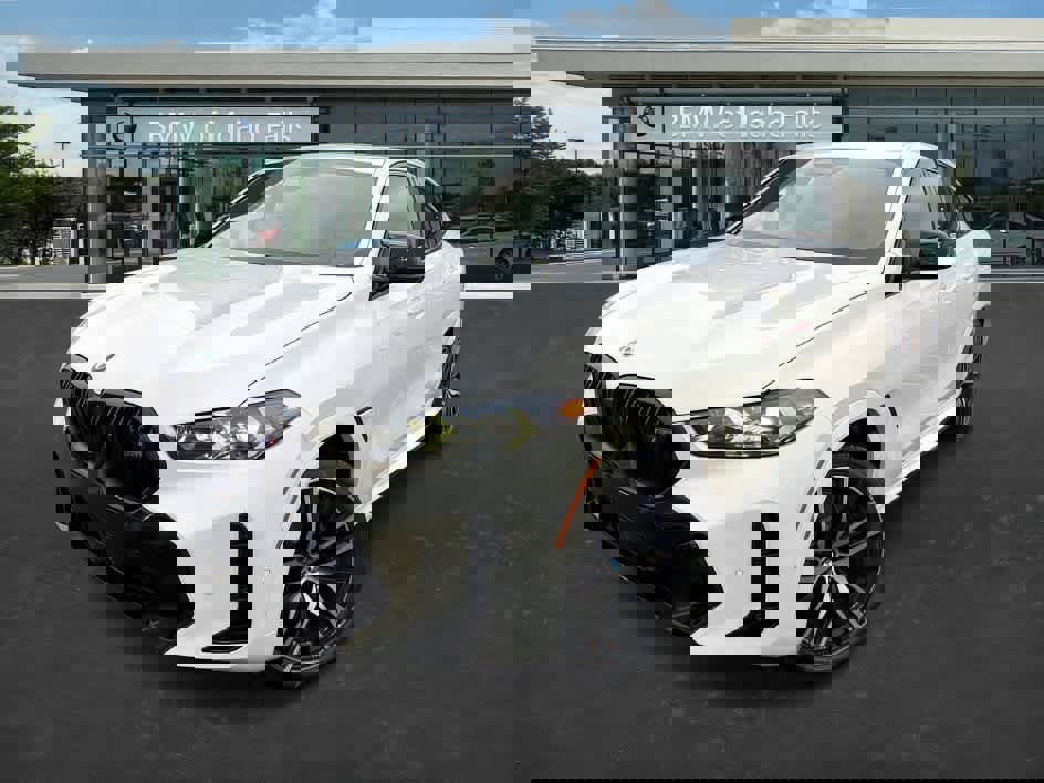 New 2026 BMW X6 M60i image 3