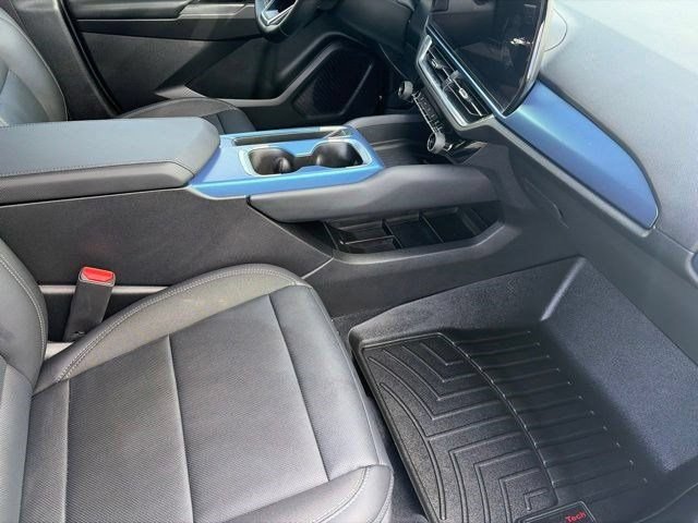 Used 2026 Chevrolet Equinox EV LT w/ Active Safety Package 3 FWD image 35