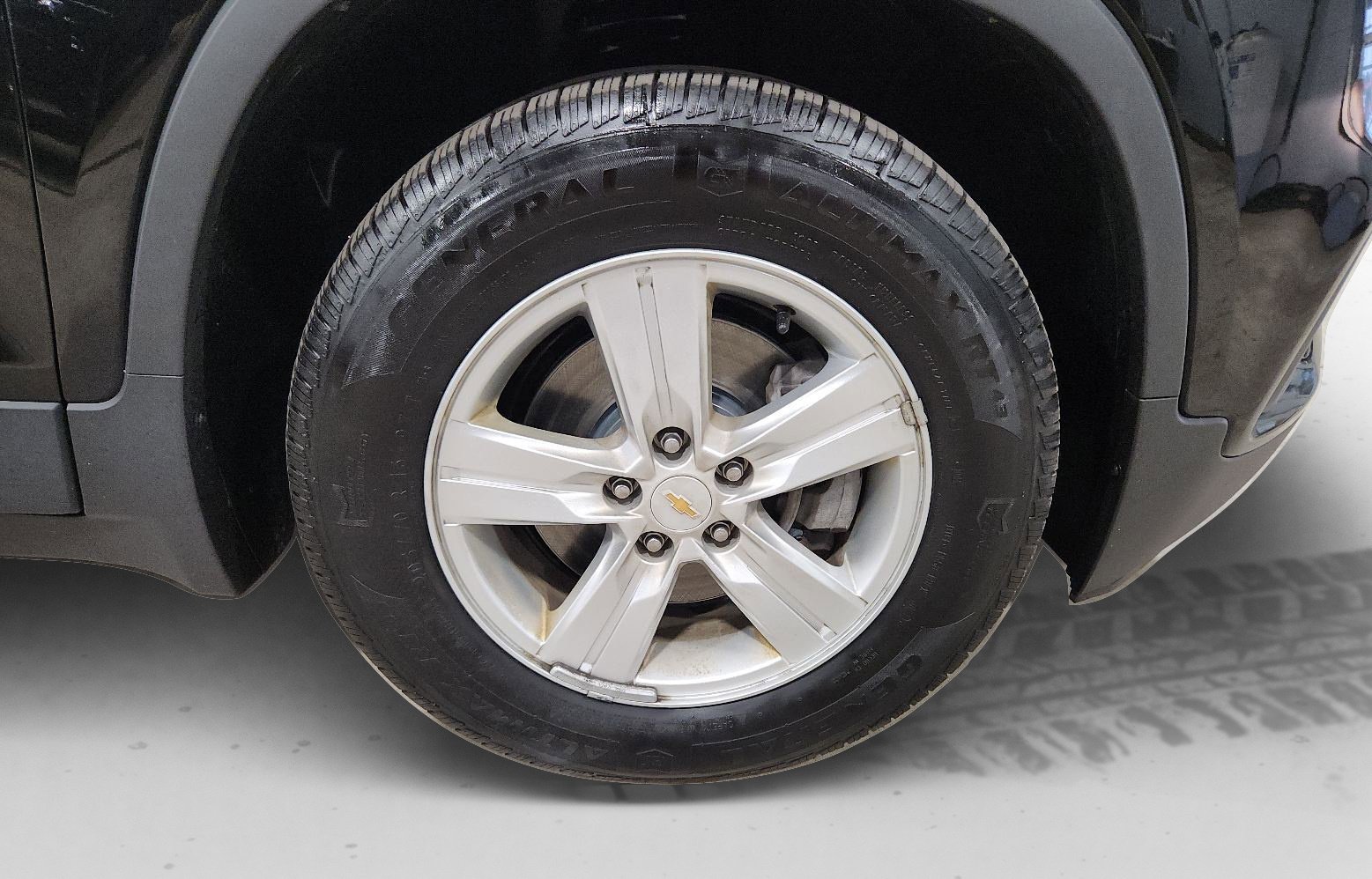Used 2019 Chevrolet Trax LT w/ LPO, Protection Package image 44
