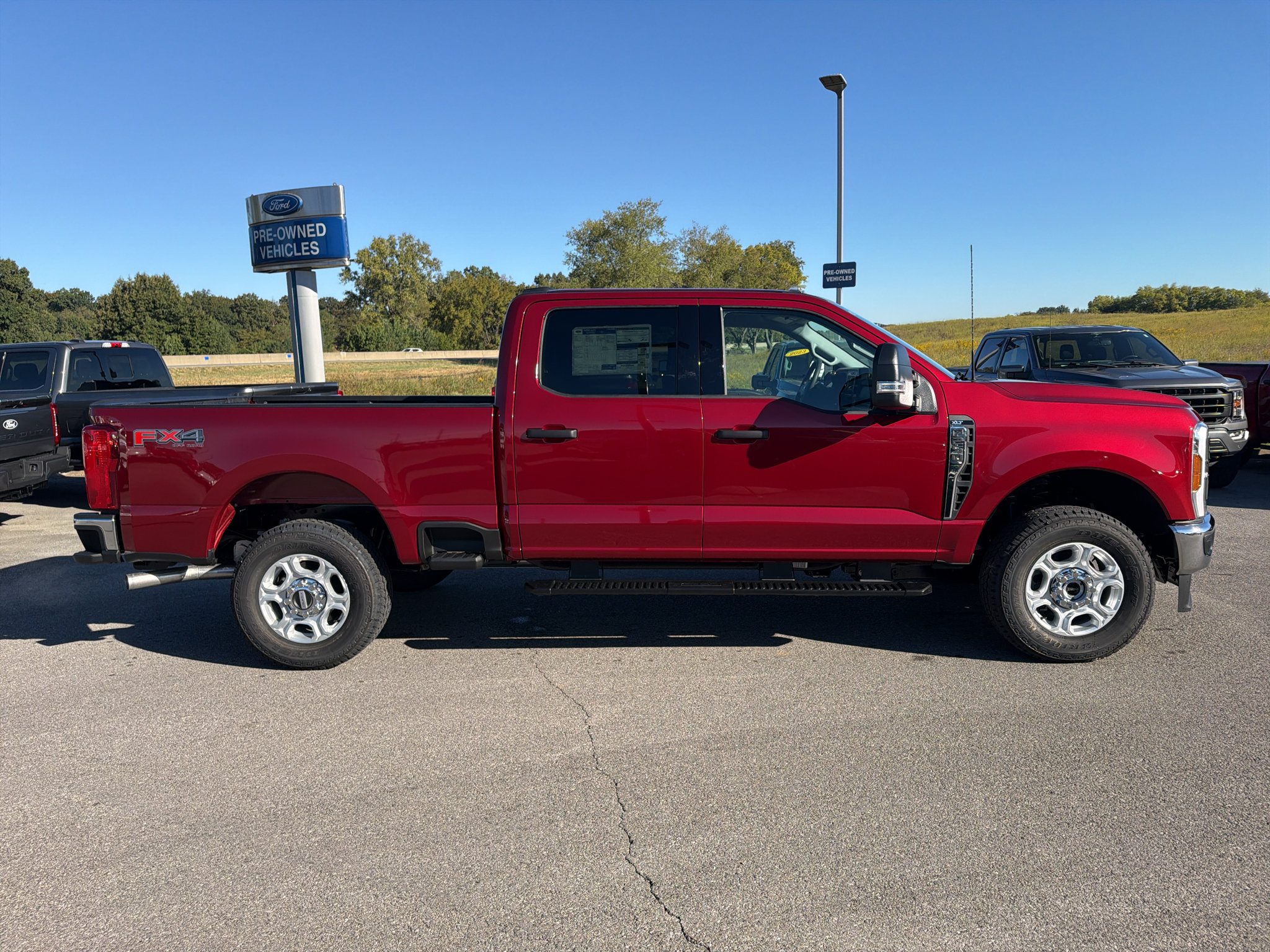 New 2027 Ford F250 XLT w/ FX4 Off-Road Package AWD/4WD image 4