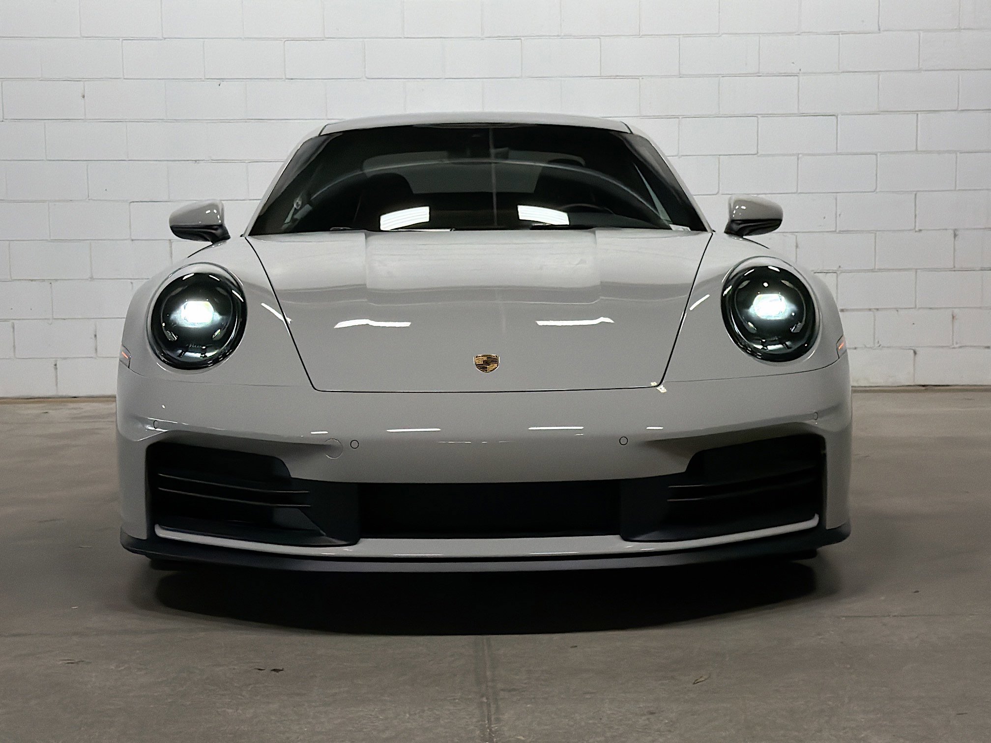 Certified 2025 Porsche 911 Carrera RWD image 9