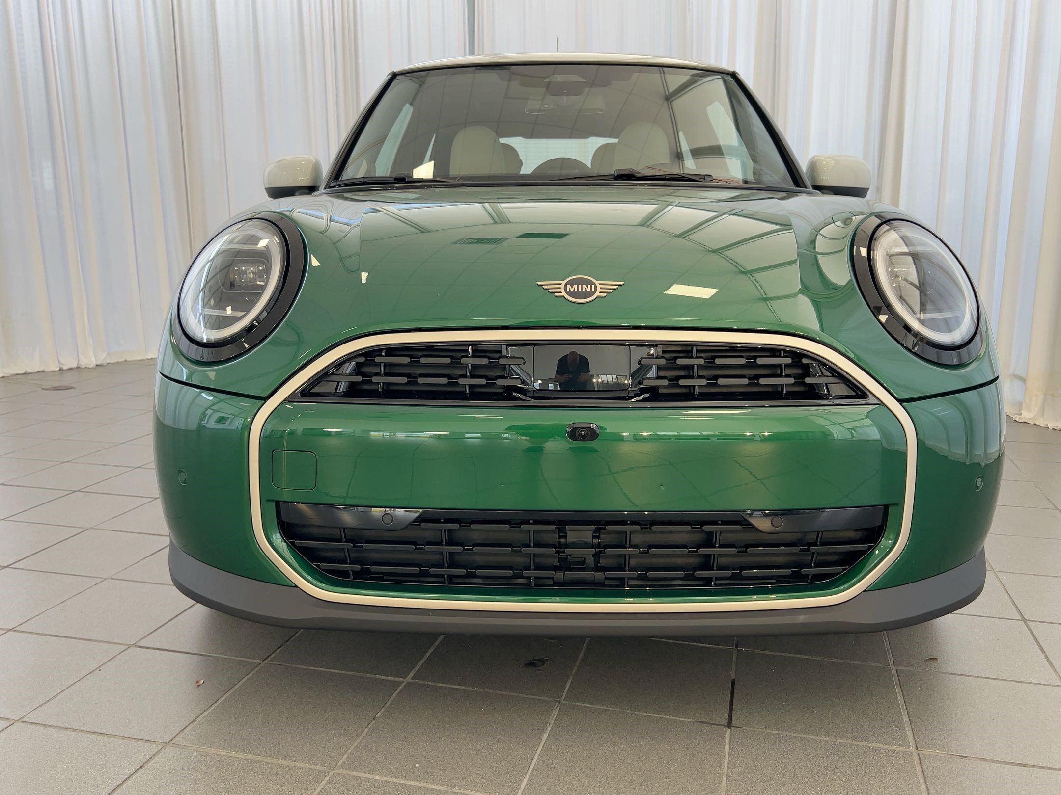 New 2026 MINI Cooper 2-Door Hardtop FWD image 6
