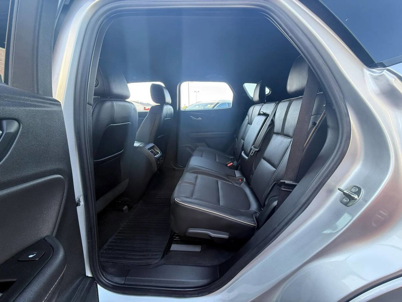 Used 2020 Chevrolet Blazer Premier AWD/4WD image 19