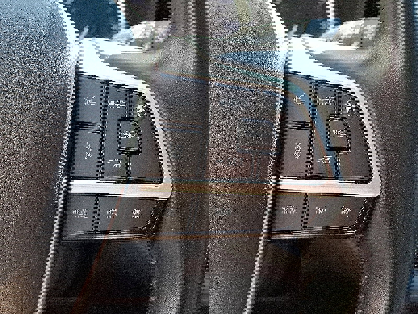 Certified 2024 Toyota Highlander LE image 22