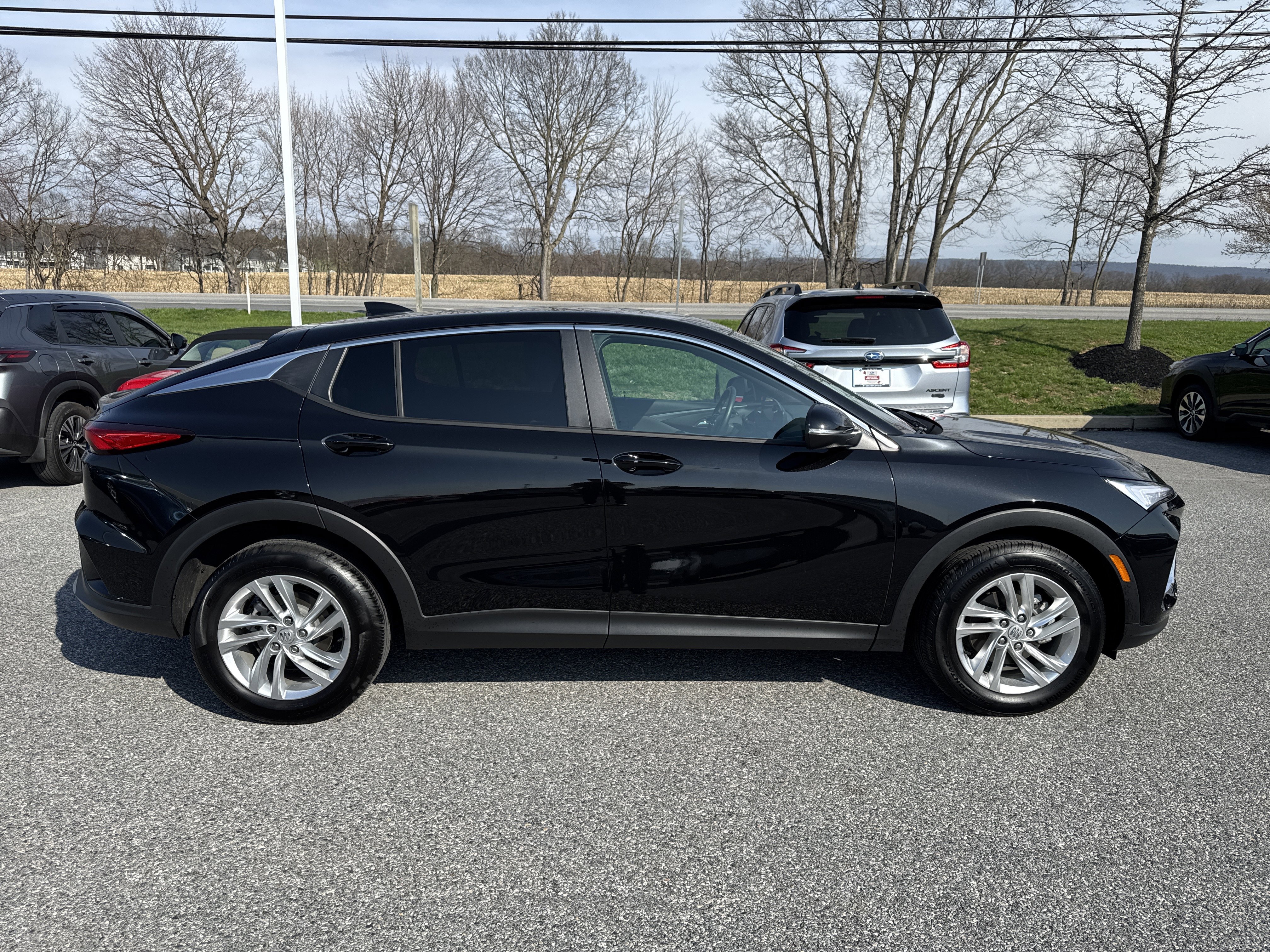 Used 2024 Buick Envista Preferred w/ Convenience I Package image 9