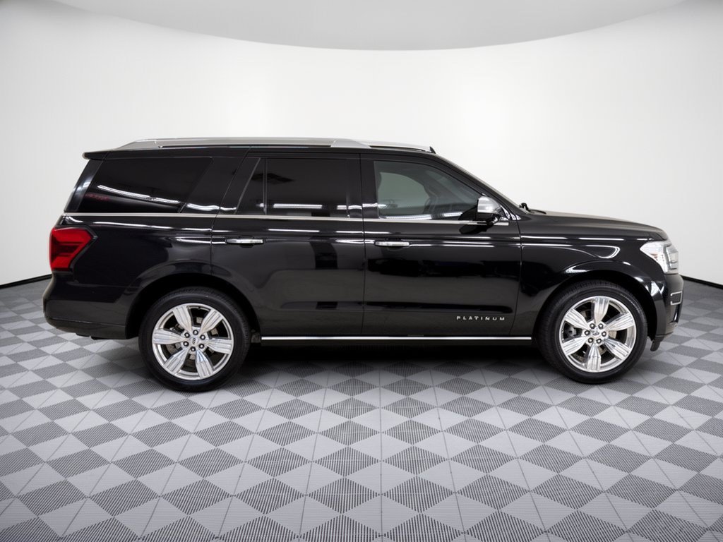 Used 2023 Ford Expedition Platinum AWD/4WD image 10