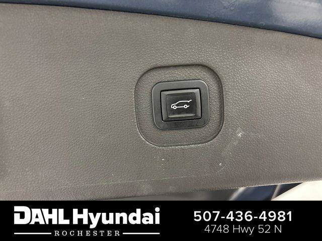 Used 2011 GMC Terrain SLT w/ Cargo Package AWD/4WD image 31