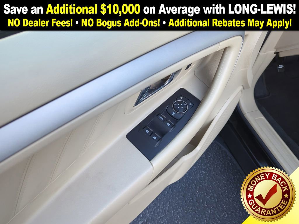 Used 2017 Ford Taurus SE image 16