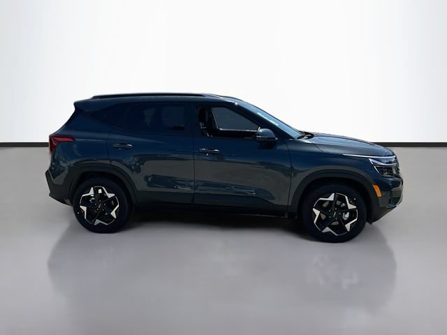 New 2026 Kia Seltos S FWD image 8