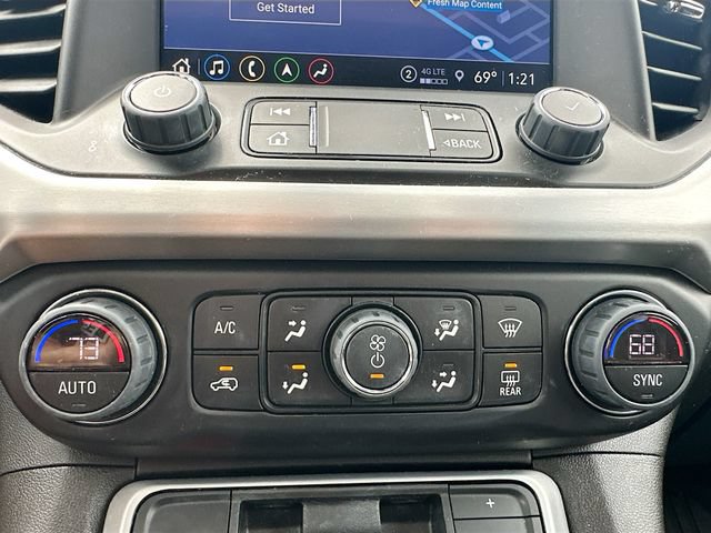 Used 2023 GMC Acadia SLT w/ LPO, Floor Liner Package FWD image 17