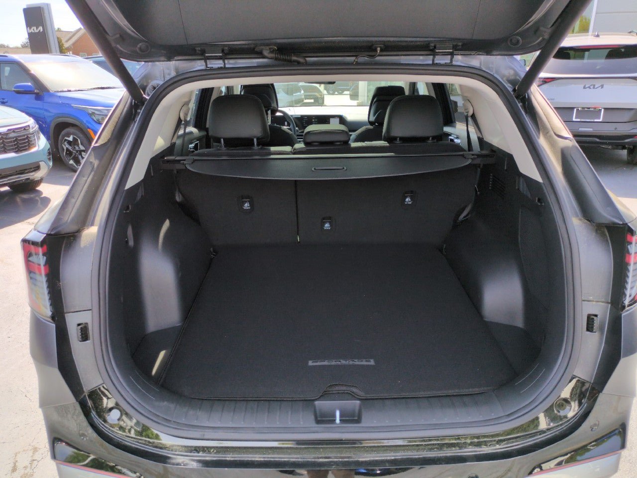 New 2026 Kia Sportage SX FWD image 35