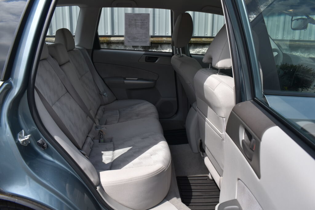 Used 2010 Subaru Forester 2.5X AWD/4WD image 23