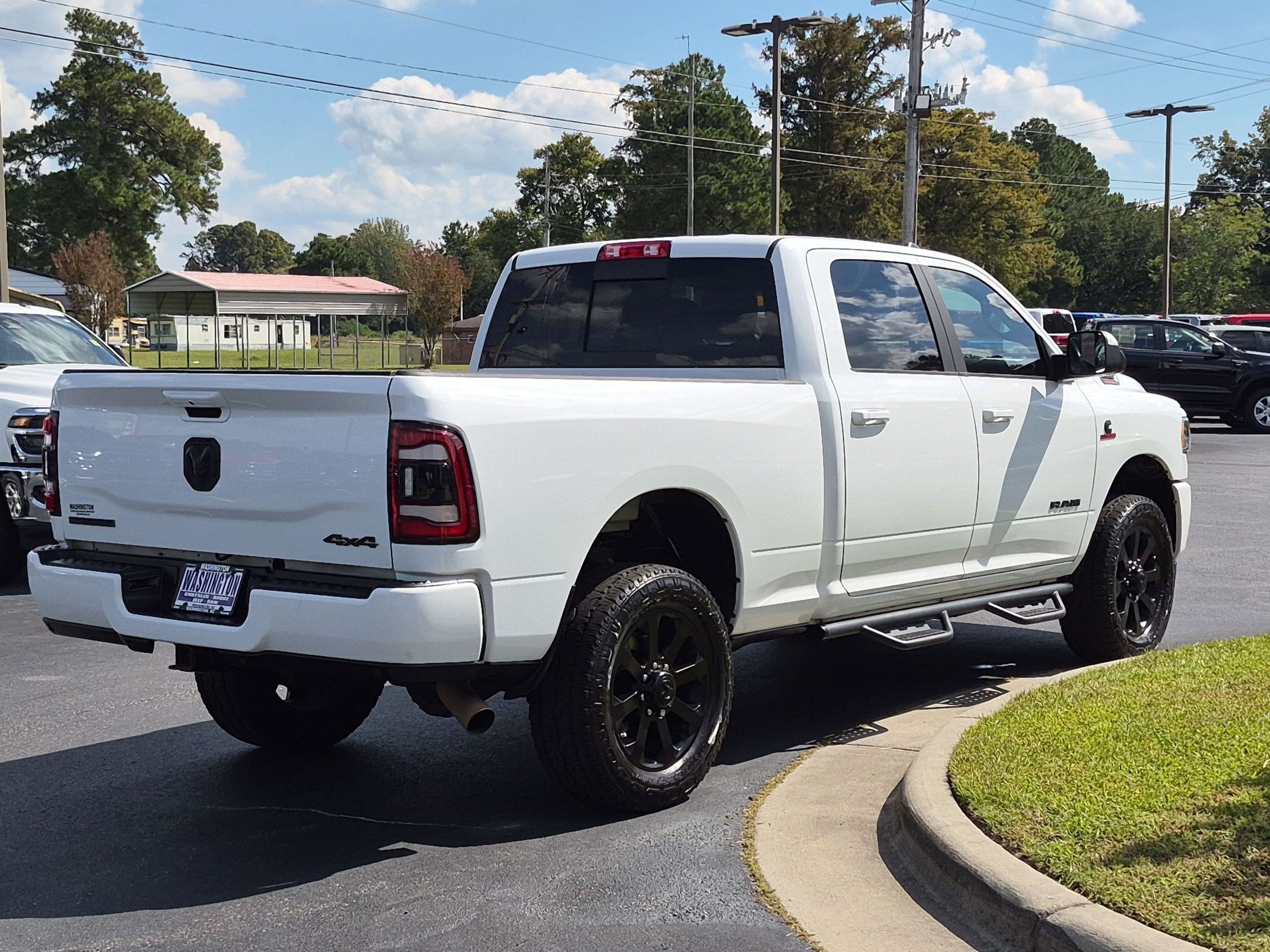 Used 2022 RAM 2500 Big Horn w/ Level B Equipment Group AWD/4WD image 5