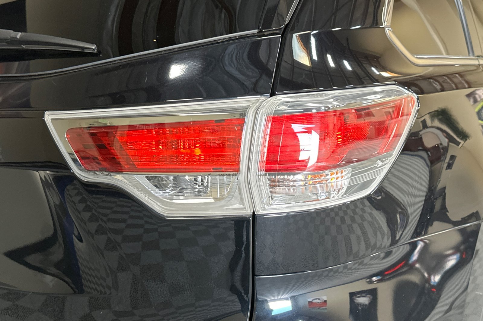 Used 2016 Toyota Highlander Limited AWD/4WD image 49