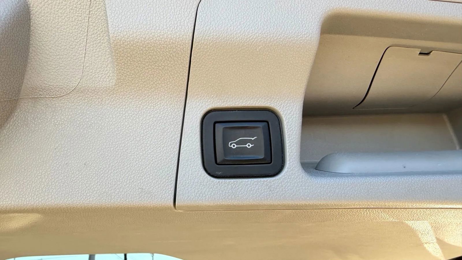 Used 2019 GMC Acadia SLT image 12