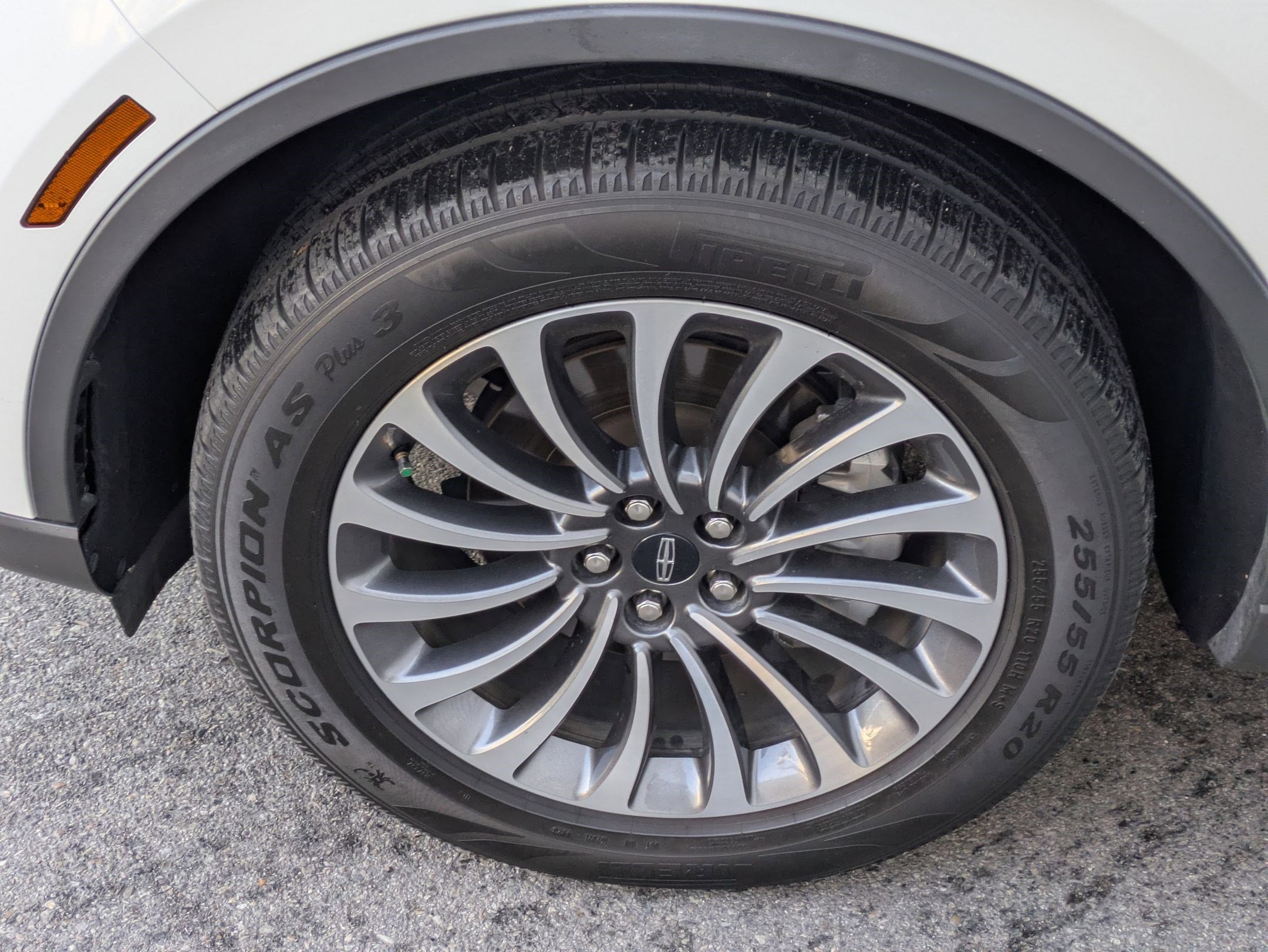 Used 2022 Lincoln Aviator Reserve w/ Elements Package Plus image 11