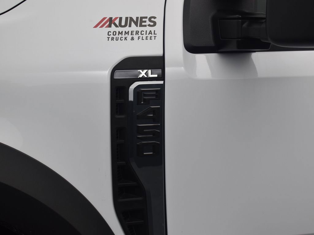 New 2026 Ford F450 XL w/ XL Chrome Package image 14