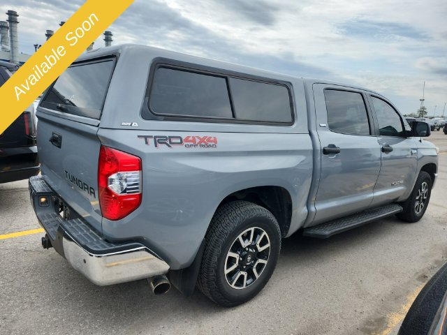 Used 2018 Toyota Tundra SR5 AWD/4WD image 4