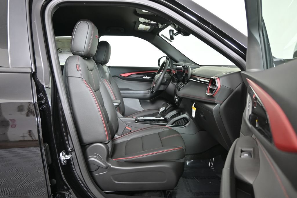 New 2026 Chevrolet TrailBlazer RS w/ Convenience Package AWD/4WD image 13