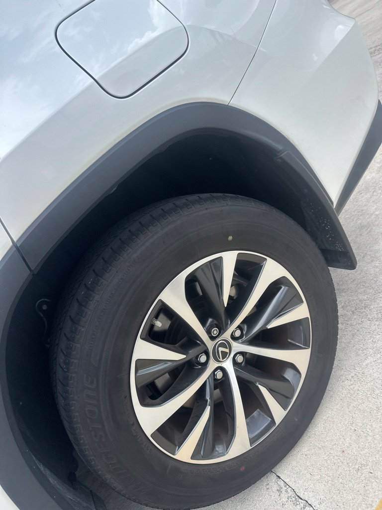 Used 2022 Lexus RX 350L Premium w/ Premium Package AWD/4WD image 8