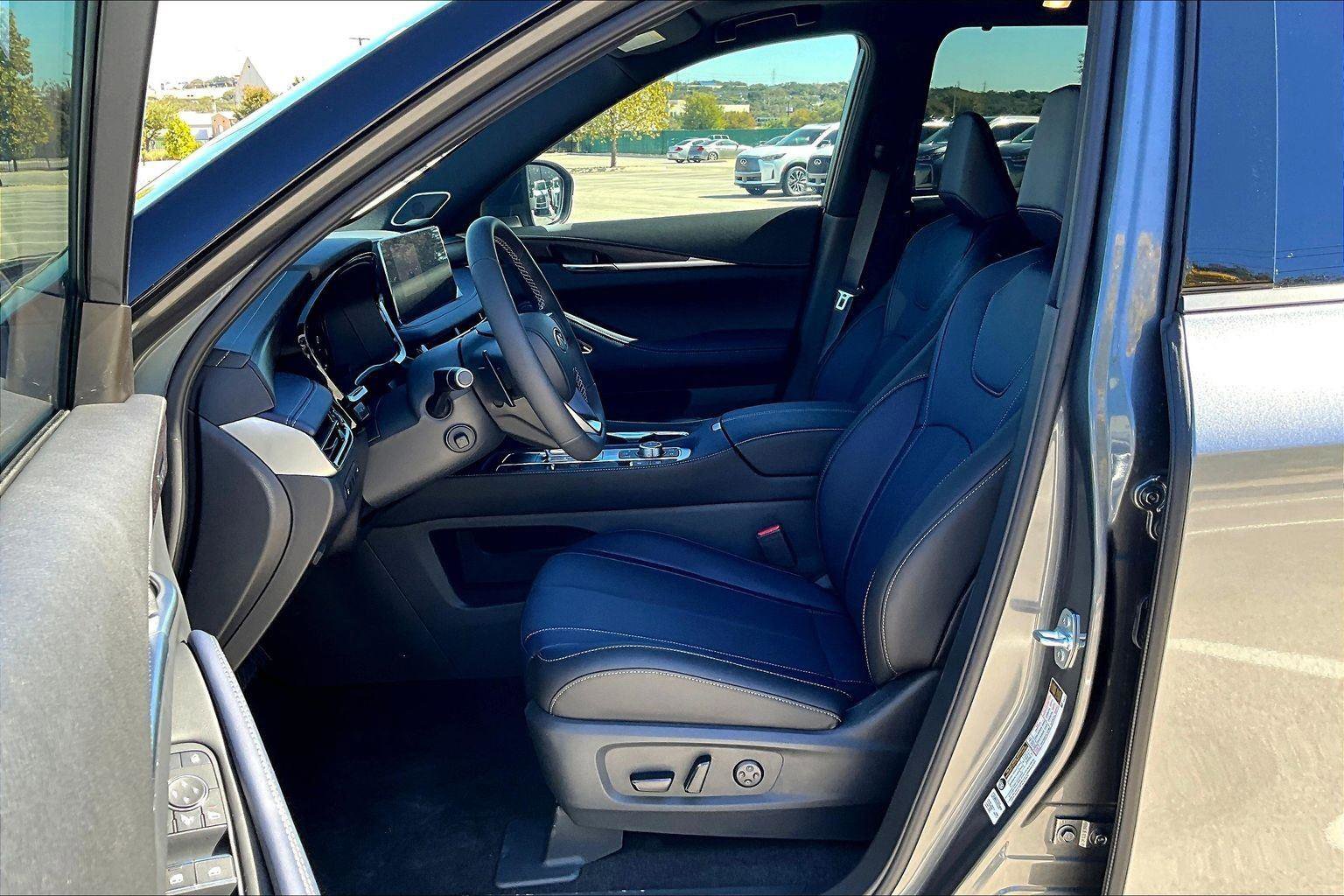 New 2026 INFINITI QX60 Sport image 13