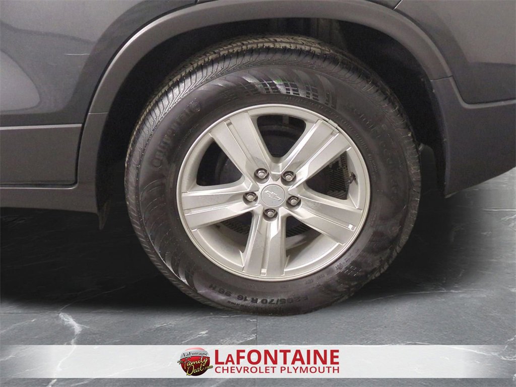 Certified 2019 Chevrolet Trax LS w/ Tint and Cruise Package image 28