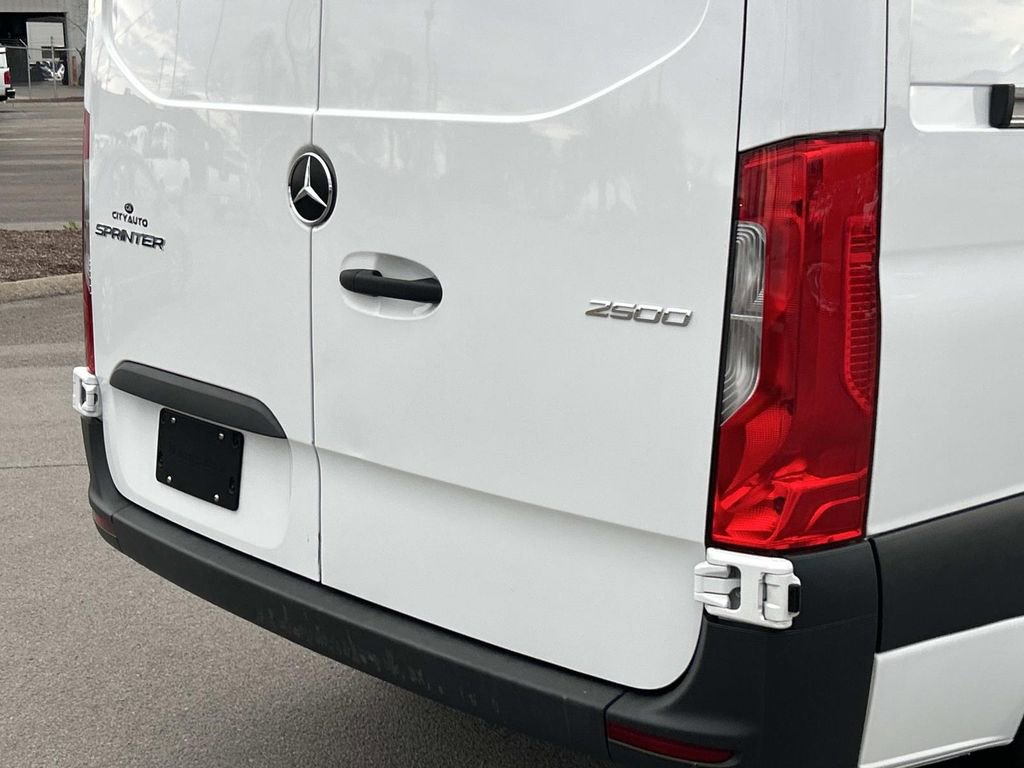 Used 2025 Mercedes-Benz Sprinter 2500 image 12