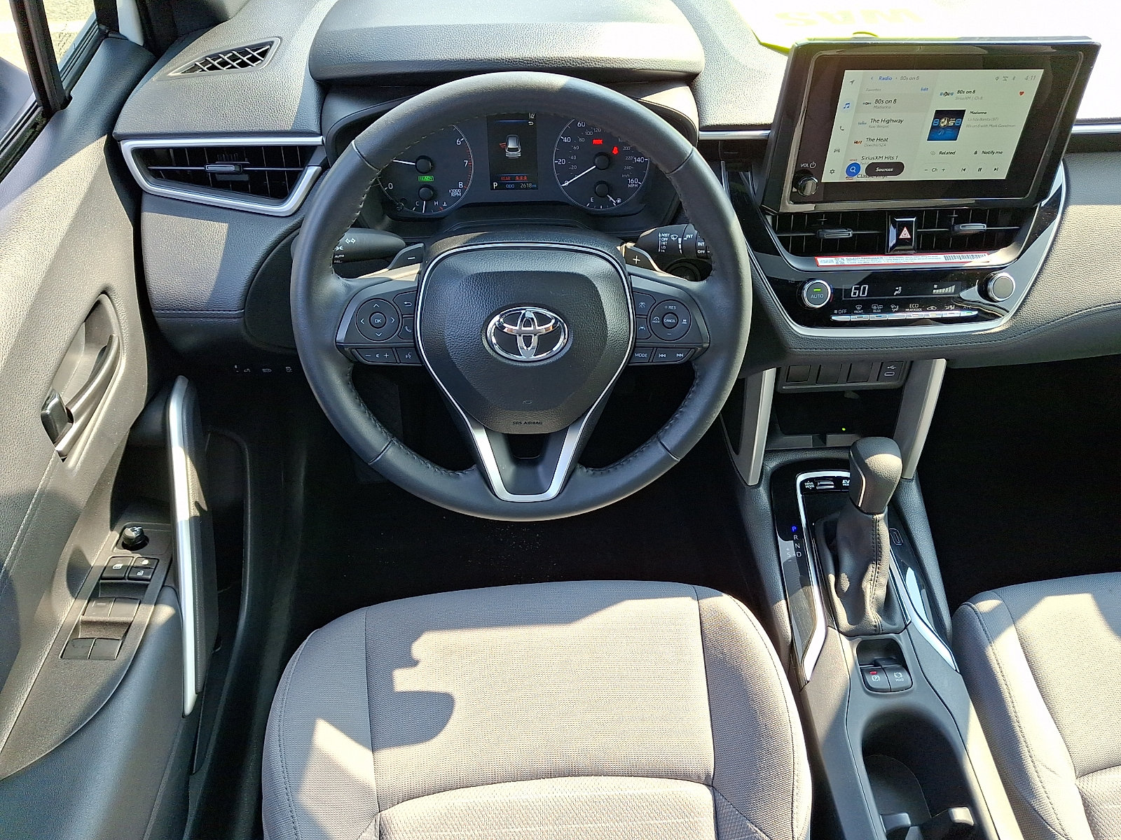 Certified 2025 Toyota Corolla Cross AWD Hybrid w/ Moonroof Package image 12