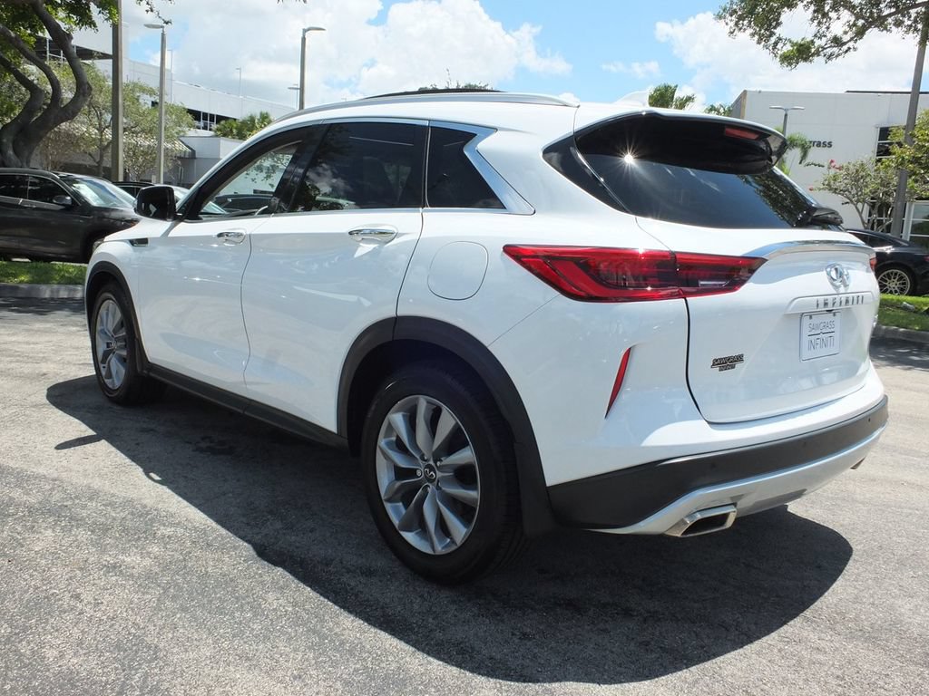 Used 2021 INFINITI QX50 Luxe FWD image 11