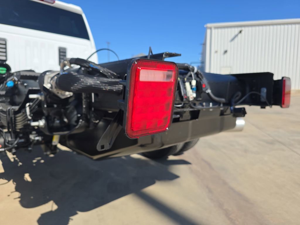 New 2026 Chevrolet Silverado 3500 W/T image 30