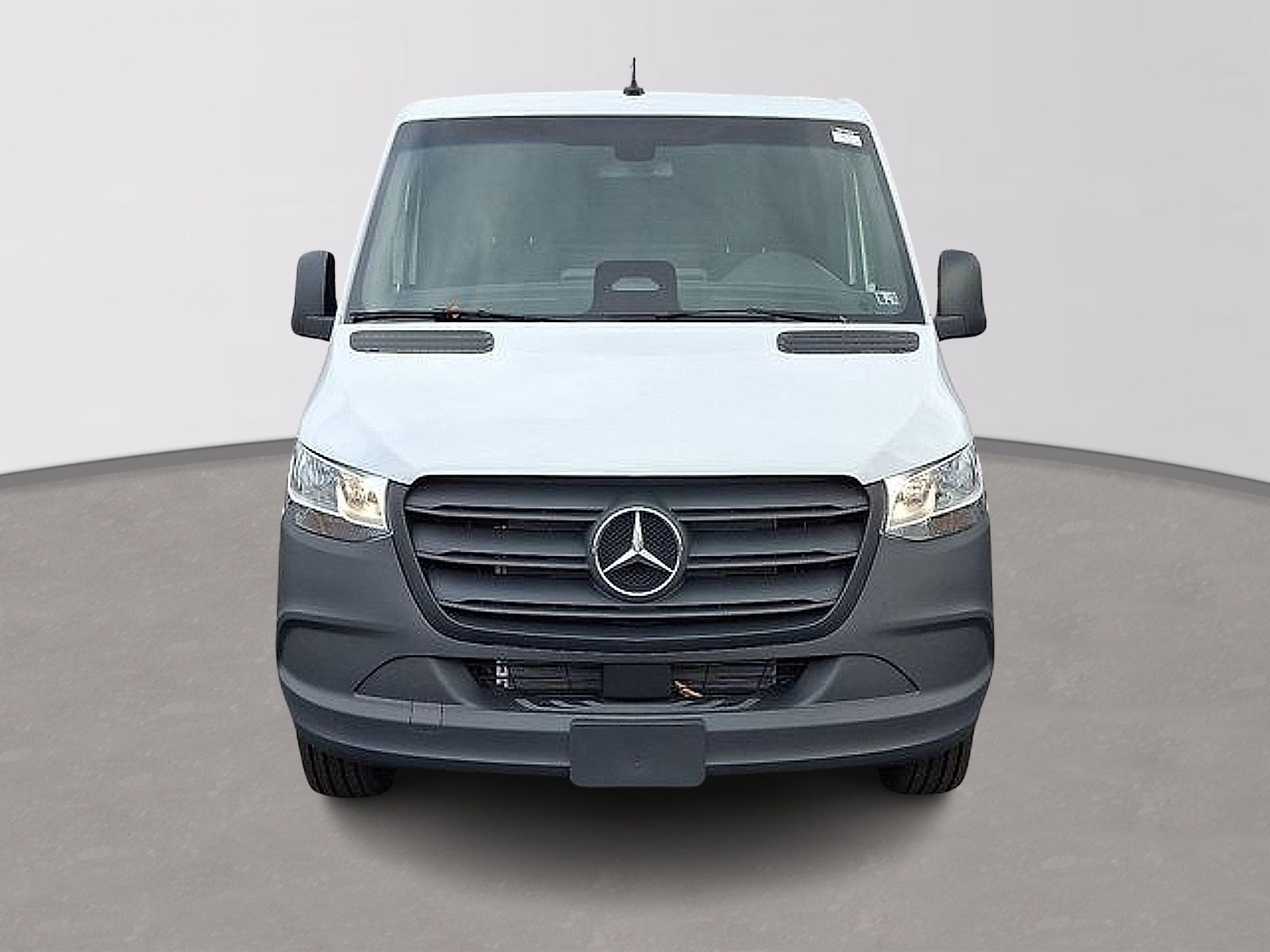 Used 2026 Mercedes-Benz Sprinter 2500 image 2