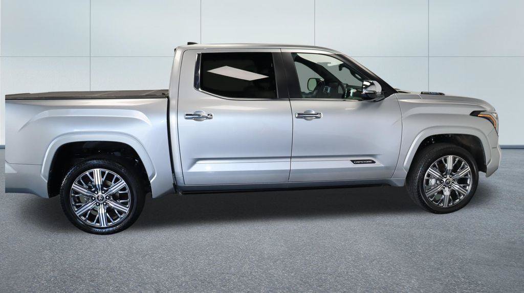 Used 2024 Toyota Tundra Capstone AWD/4WD image 9