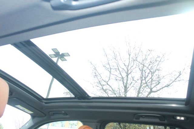 Used 2025 BMW X5 xDrive40i w/ Executive Package image 26