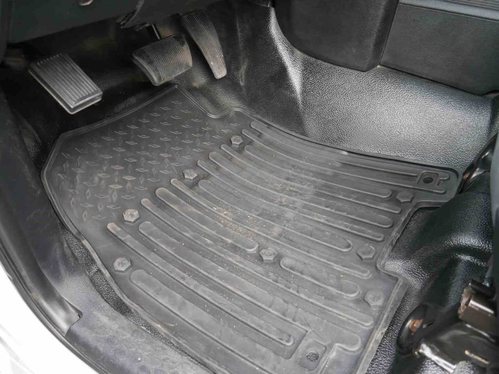 Used 2014 RAM 5500 SLT w/ Quick Order Package 29G SLT image 36