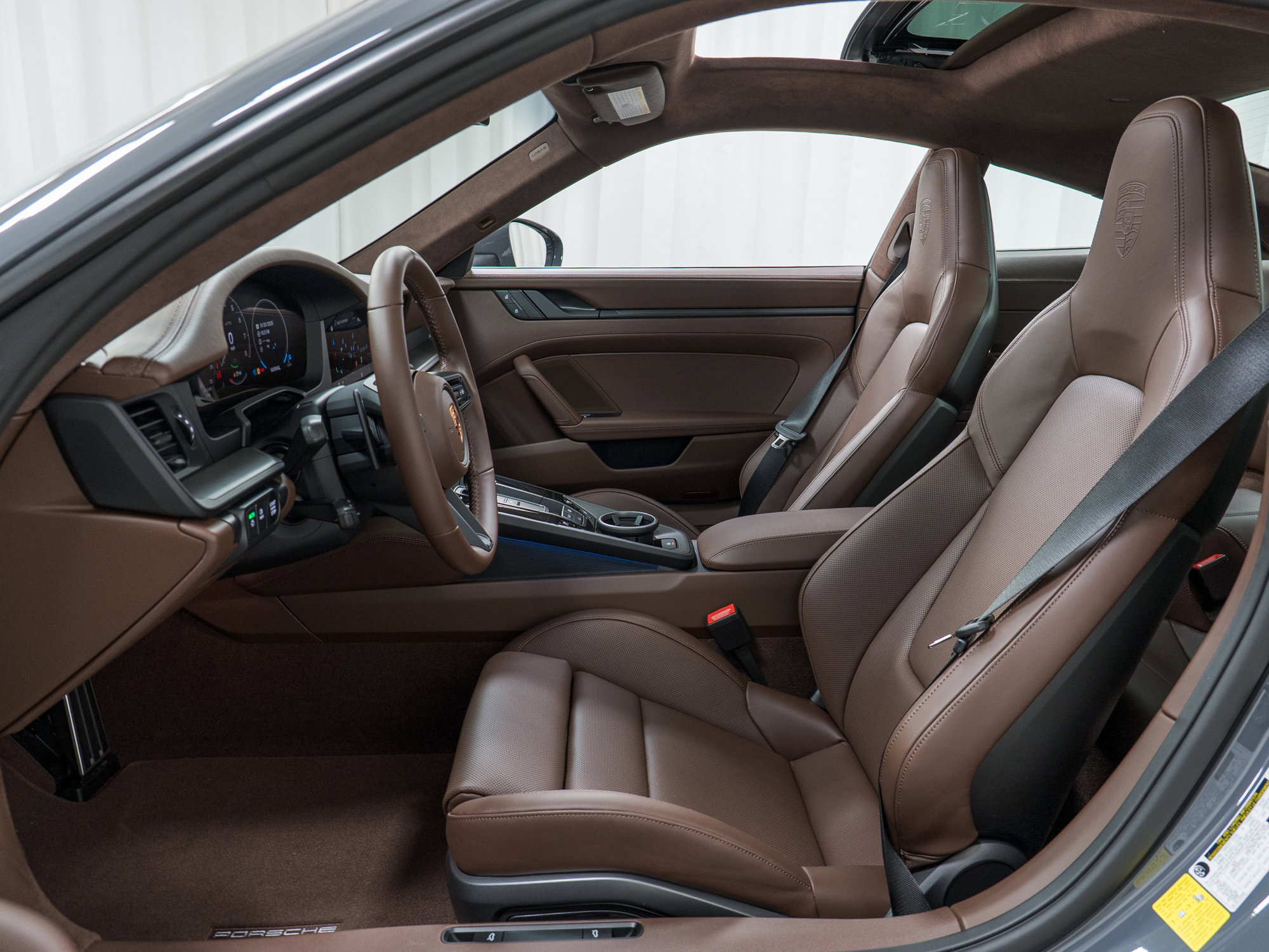 Used 2026 Porsche 911 Carrera 4 GTS image 18