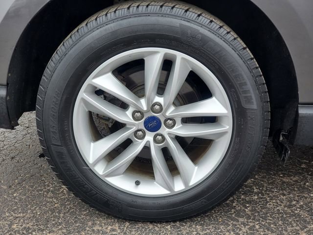 Used 2015 Ford Edge SEL image 5