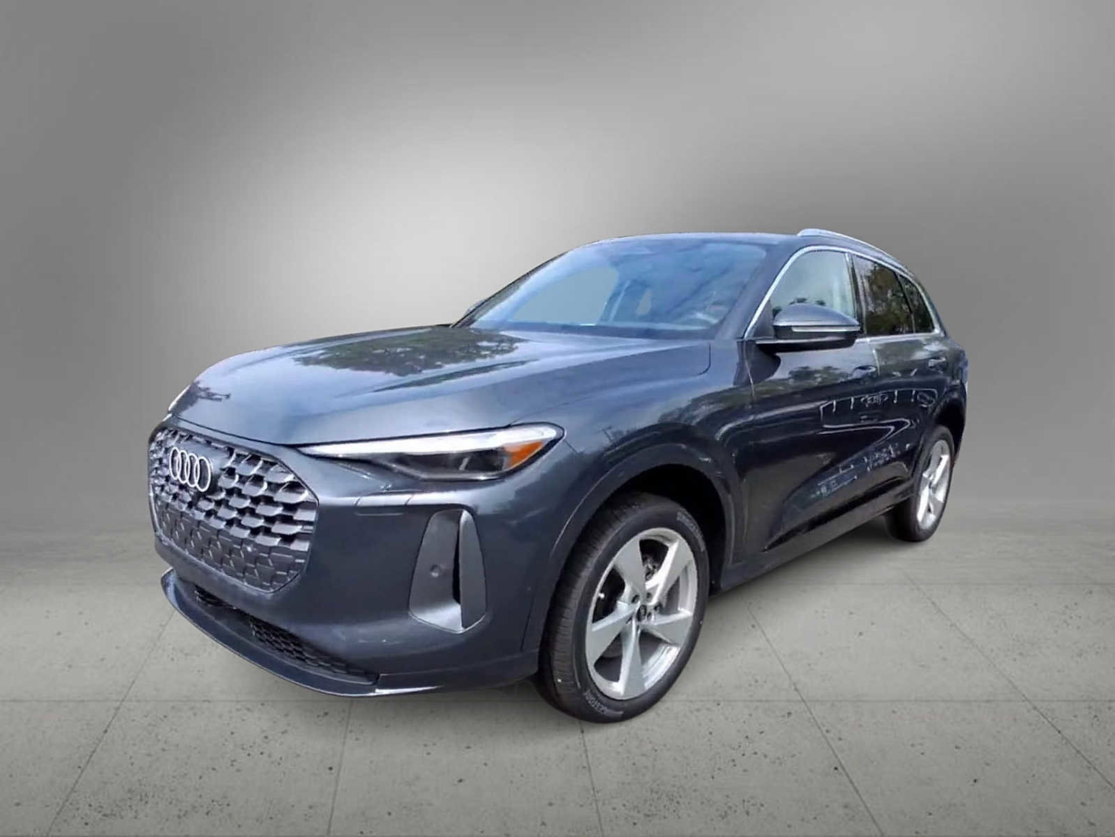 New 2025 Audi Q5 Premium Plus image 4