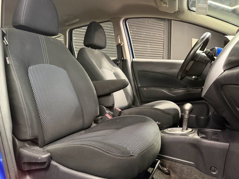 Used 2016 Nissan Versa Note SV FWD image 16