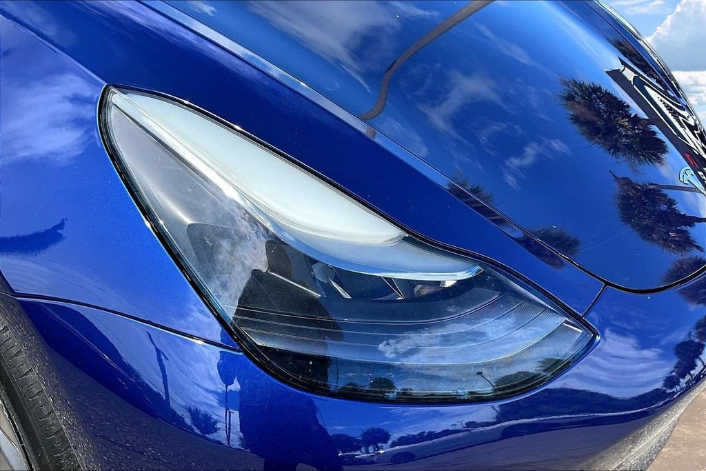 Used 2023 Tesla Model 3 Standard Range RWD image 29
